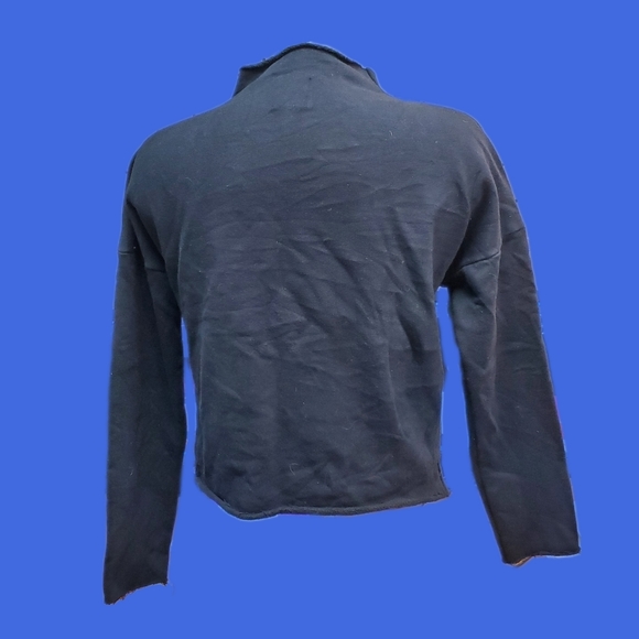 Lime & Vine Black Sweater - Picture 2 of 6